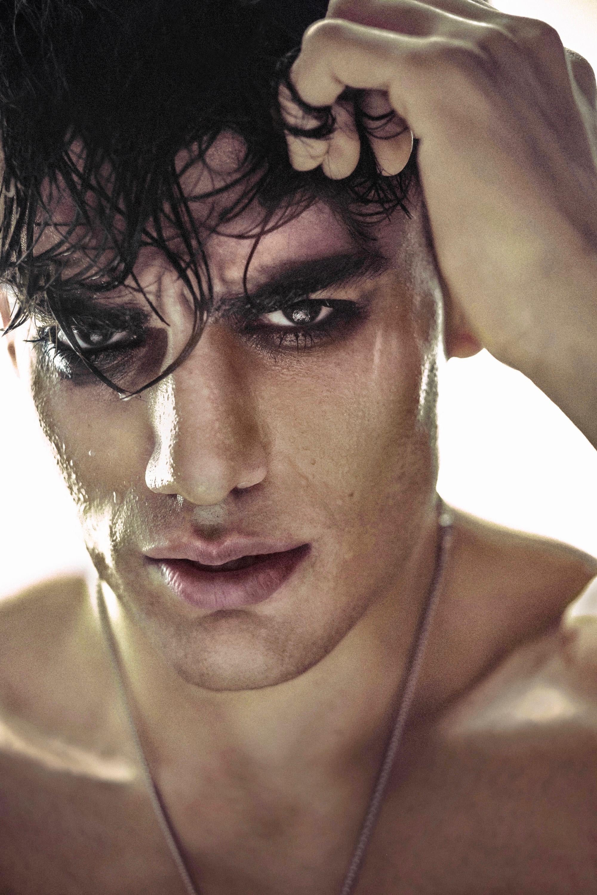 ASHKAN D