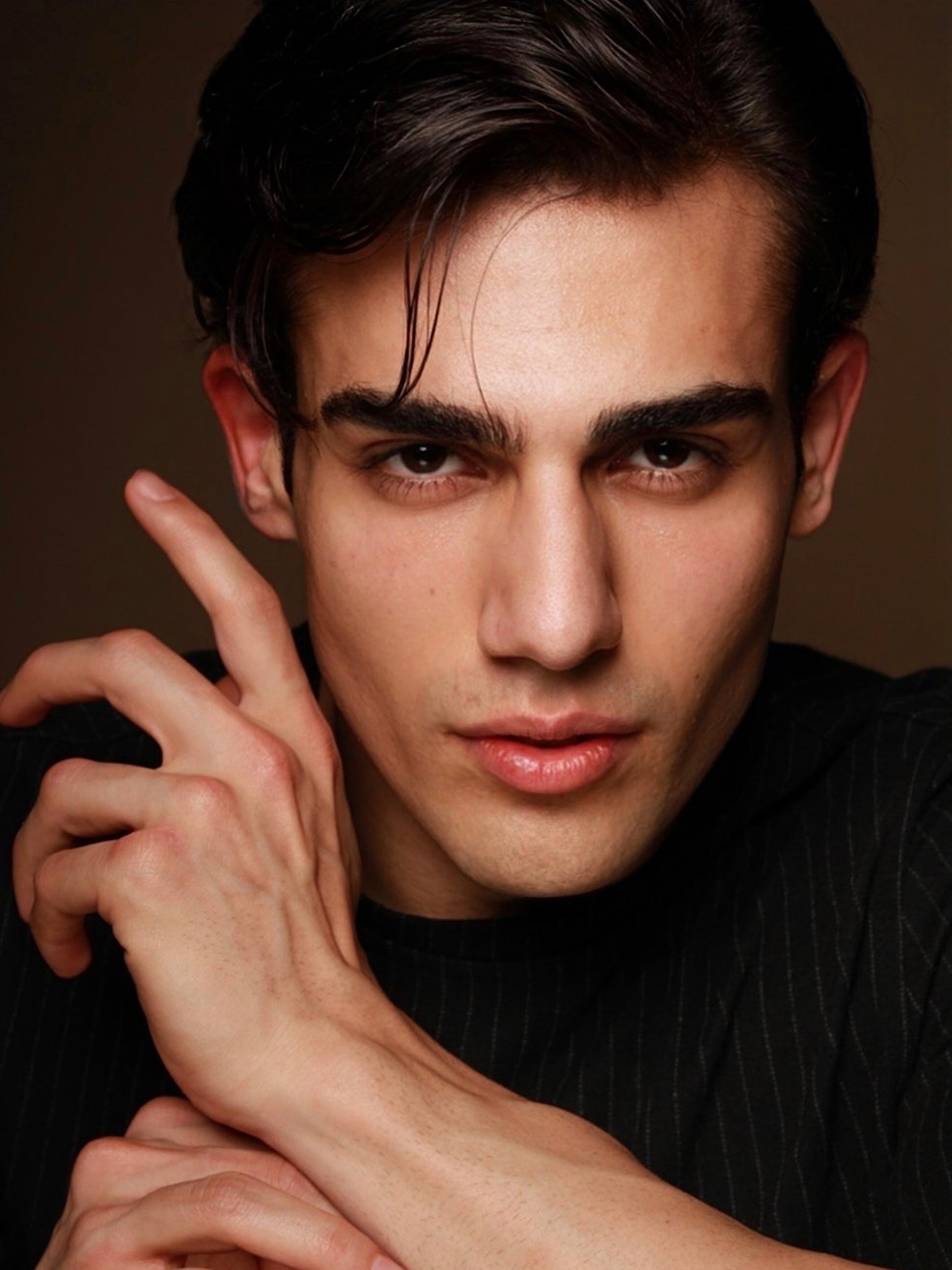 ASHKAN D